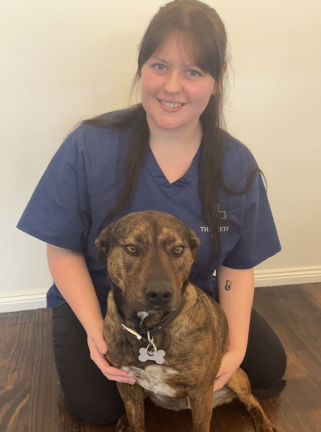 The Vets Sale - Meet our Team - Ellie